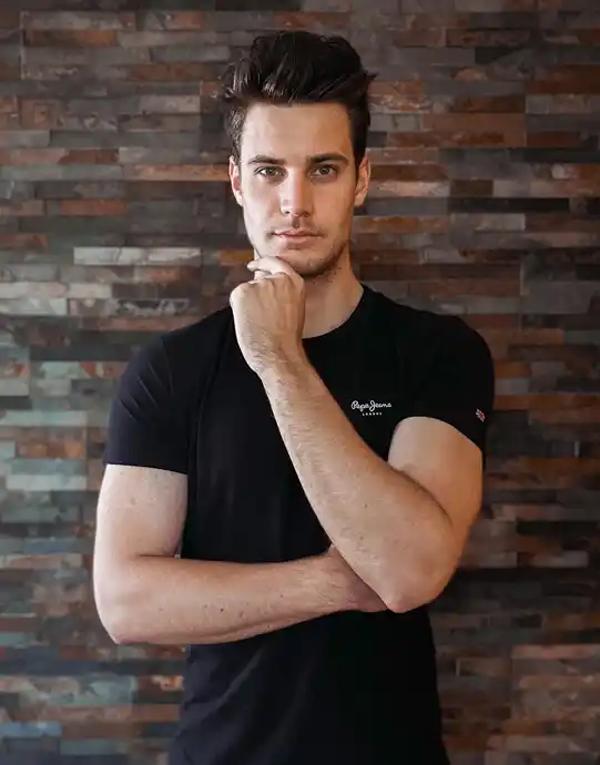 Nik Škrjanec — Autor y editor | EUSIGNAL